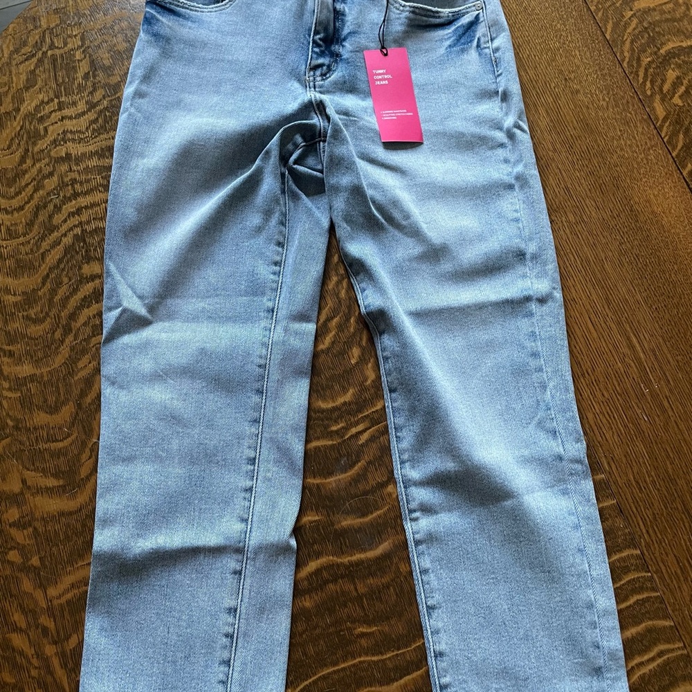 Tummy-Control Mom Jeans